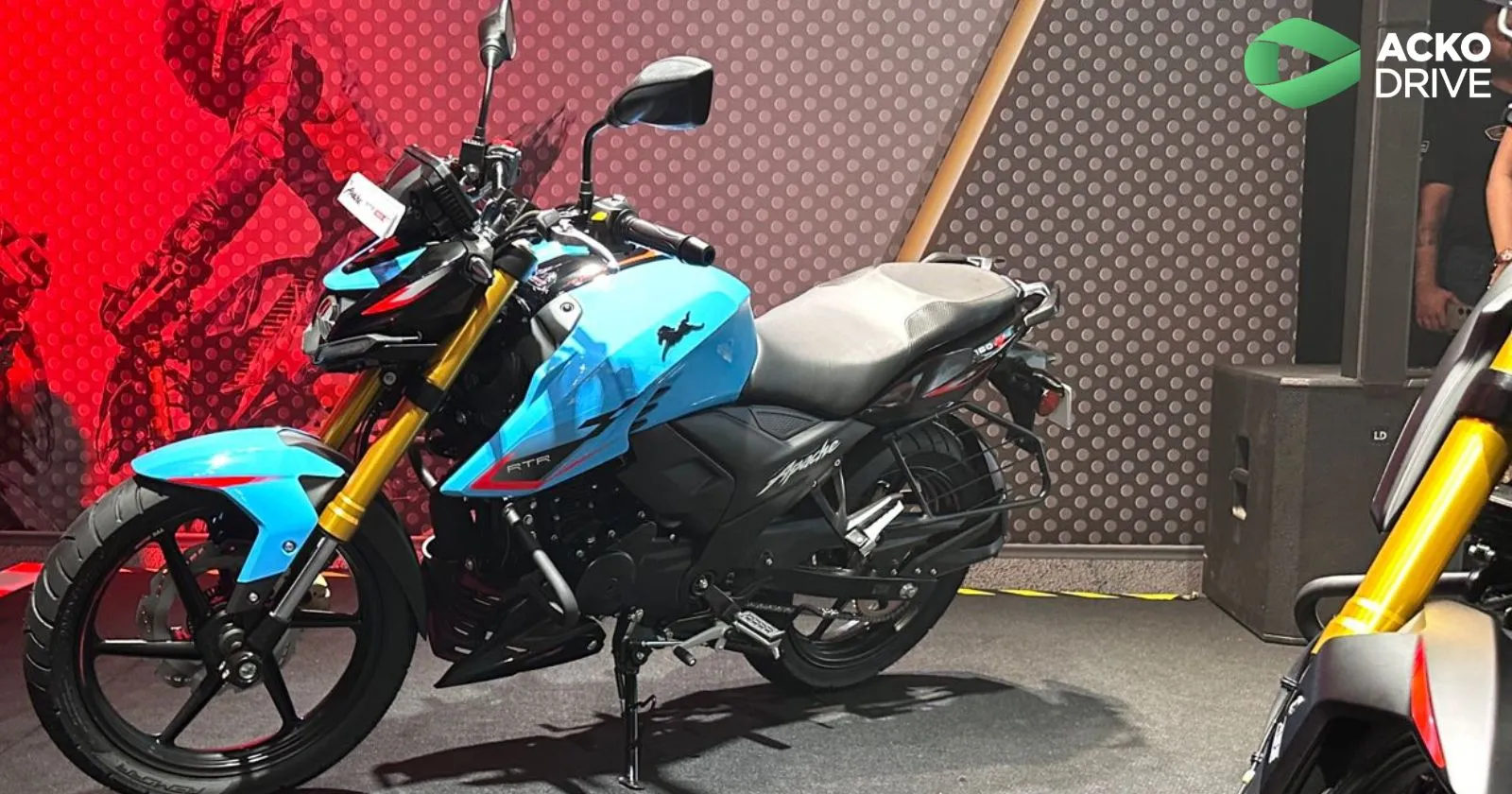 2025_TVS_Apache_RTR_160_4_V_Apache_RTR_200_4_V_2_6978715443.webp