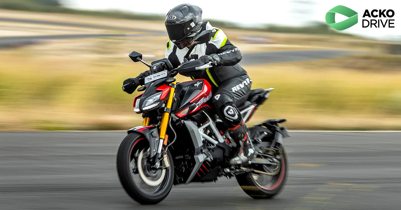 Apache_RTR_310_Action_6_d5935ac1e5.webp