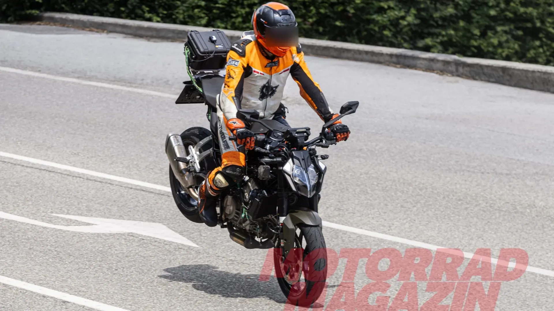 BMW 490 Duke Spy Shot 1.webp
