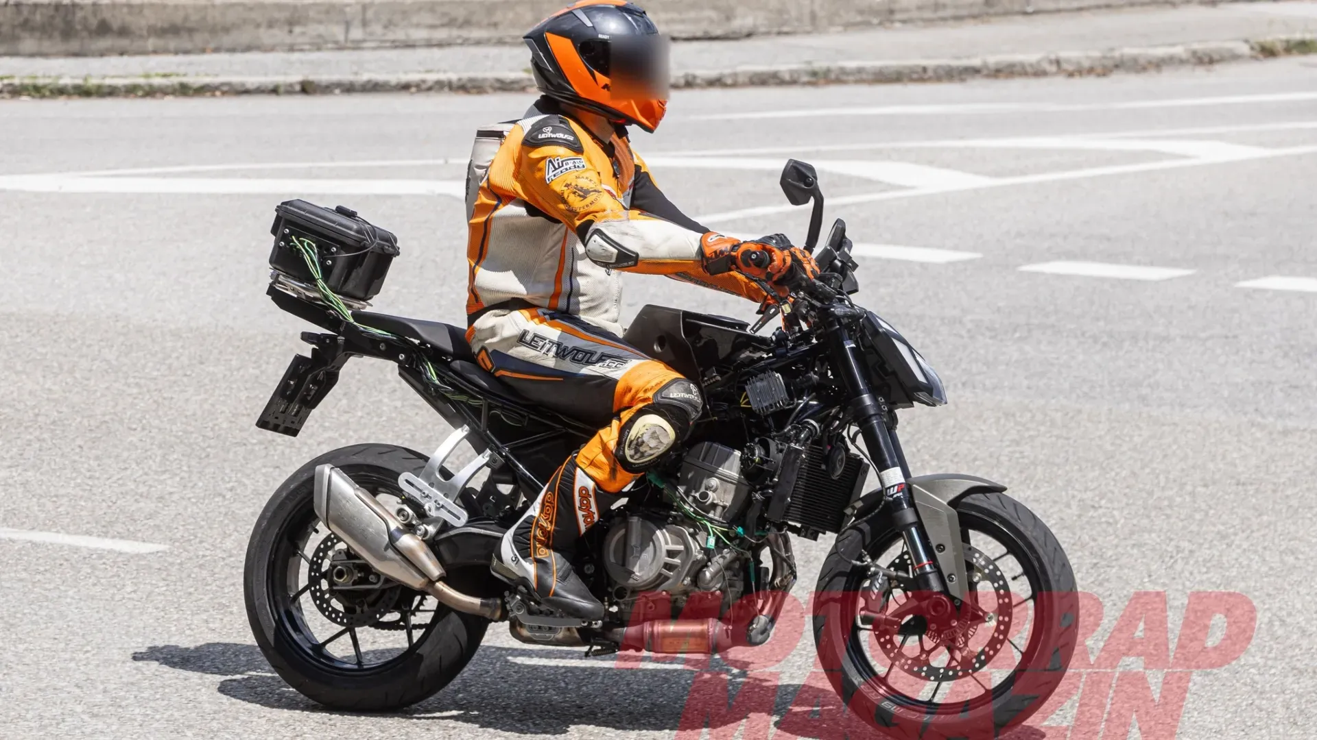 BMW 490 Duke Spy Shot 2.webp