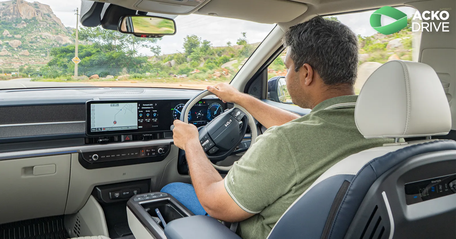 Carens_Clavis_EV_Driving_Shot_97562afea5.webp