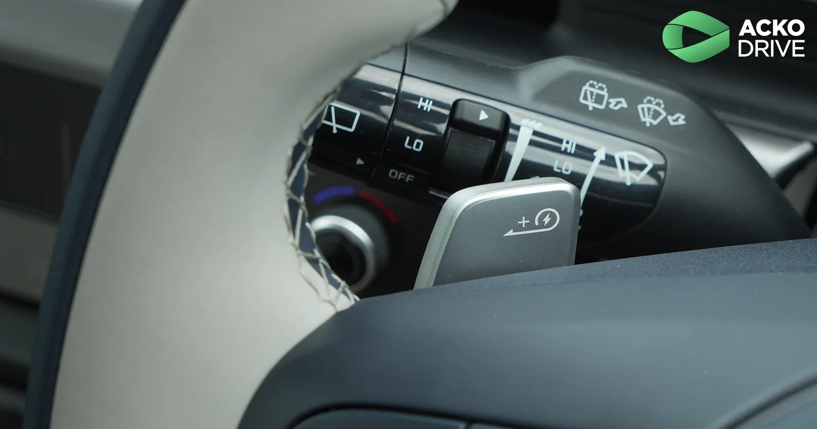 Carens_Clavis_EV_Interior_15_c9f2ff8979.webp