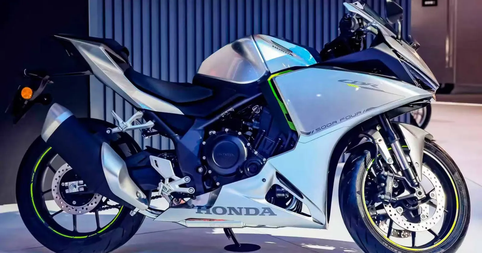 Honda_CBR_500_R_e2c6cb43ac.webp