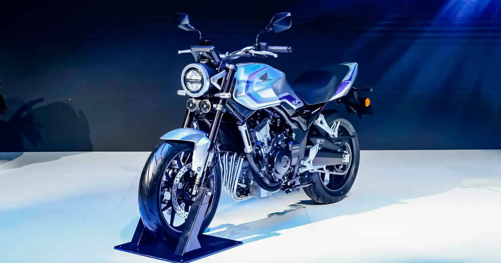 Honda_CB_500_Super_Four_44d31d5439.webp