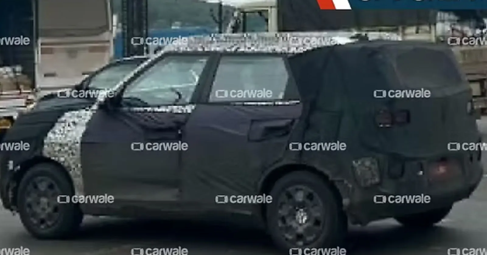 Hyundai_Venue_rear_a793b4b4e9.webp