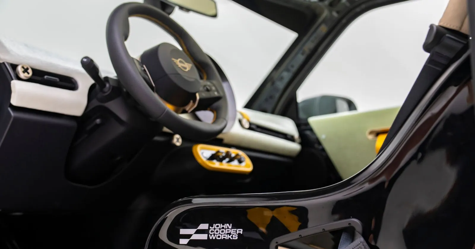 JCW_x_Deus_Ex_Machina_Concept_3_bc4a4ba008.webp