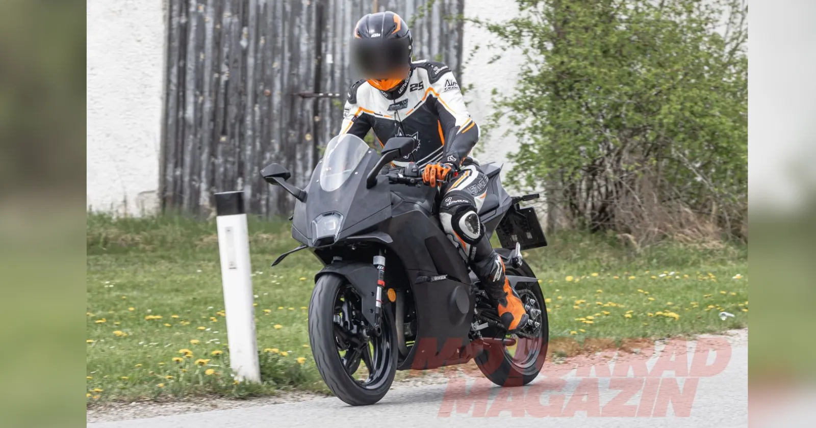 KTM_Twin_Cylinder_2_dd10d9eabb.webp