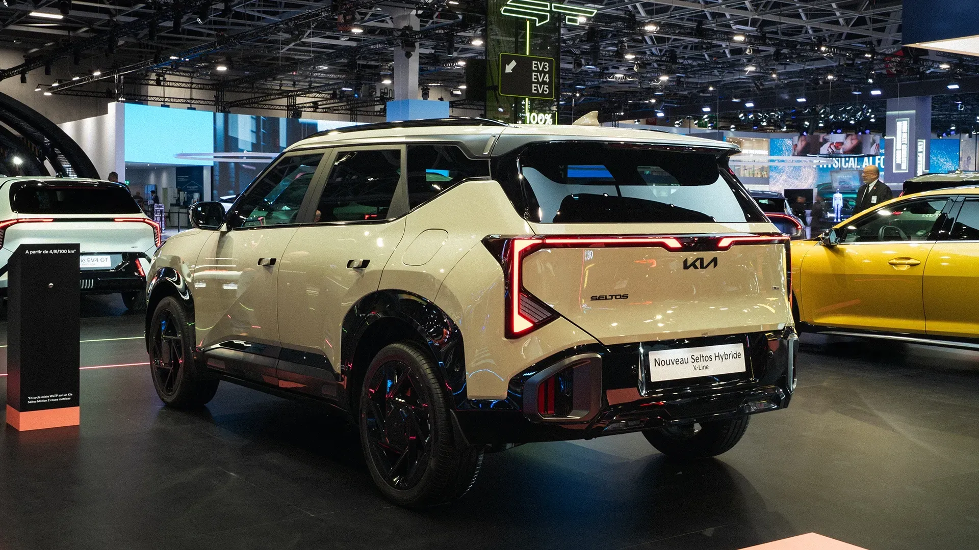 Kia Seltos Hybrid Paris Motor Show 2.webp