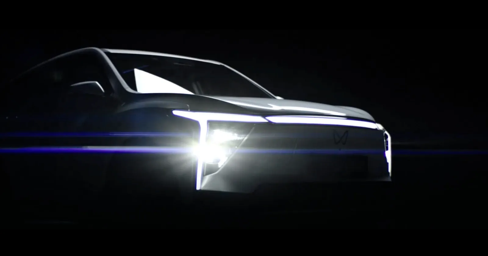 Mahindra_XEV_9_S_36437dab74.webp