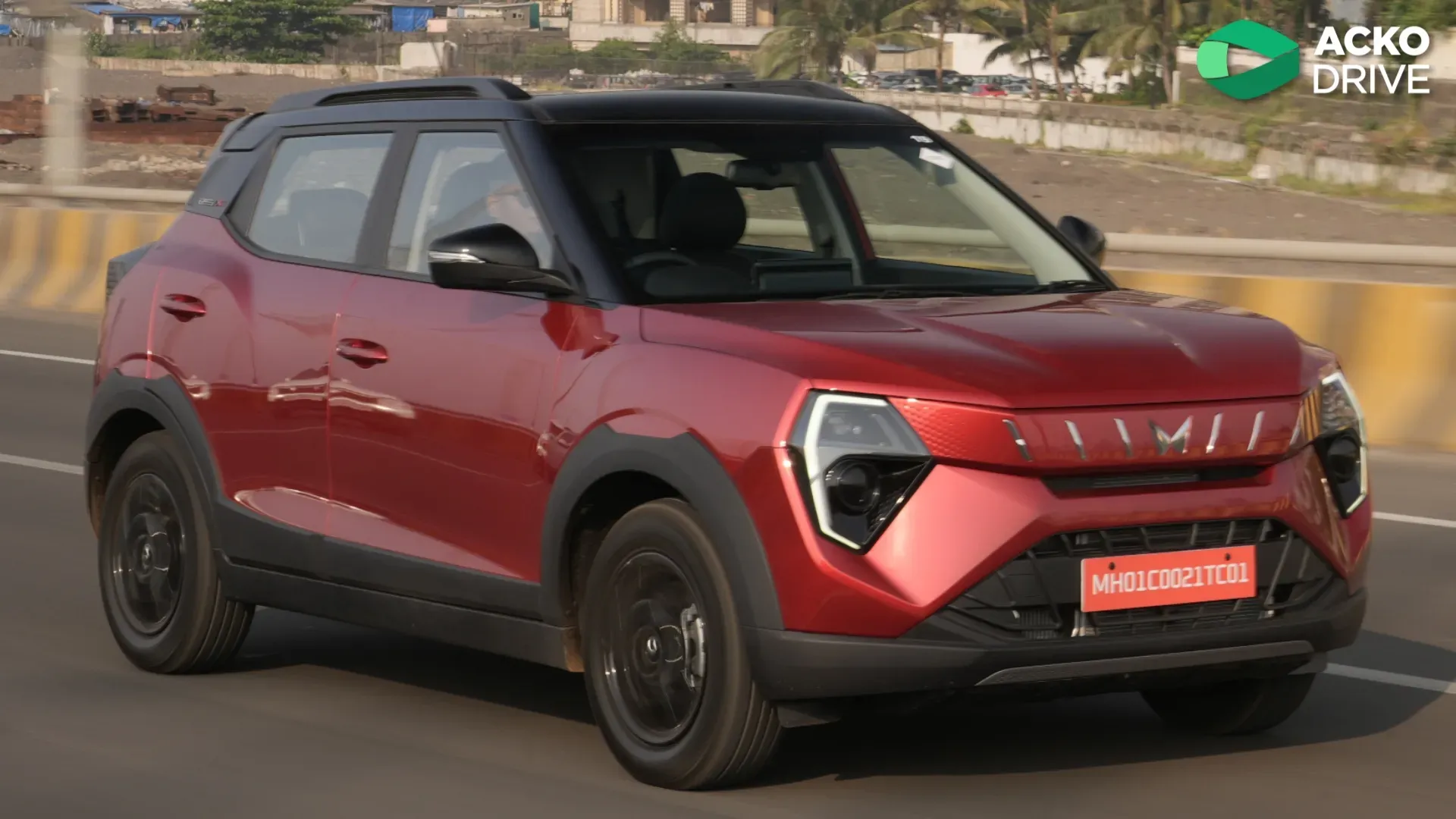 Mahindra XUV 3XO CNG First Drive Review: ZNGAAT Power!
