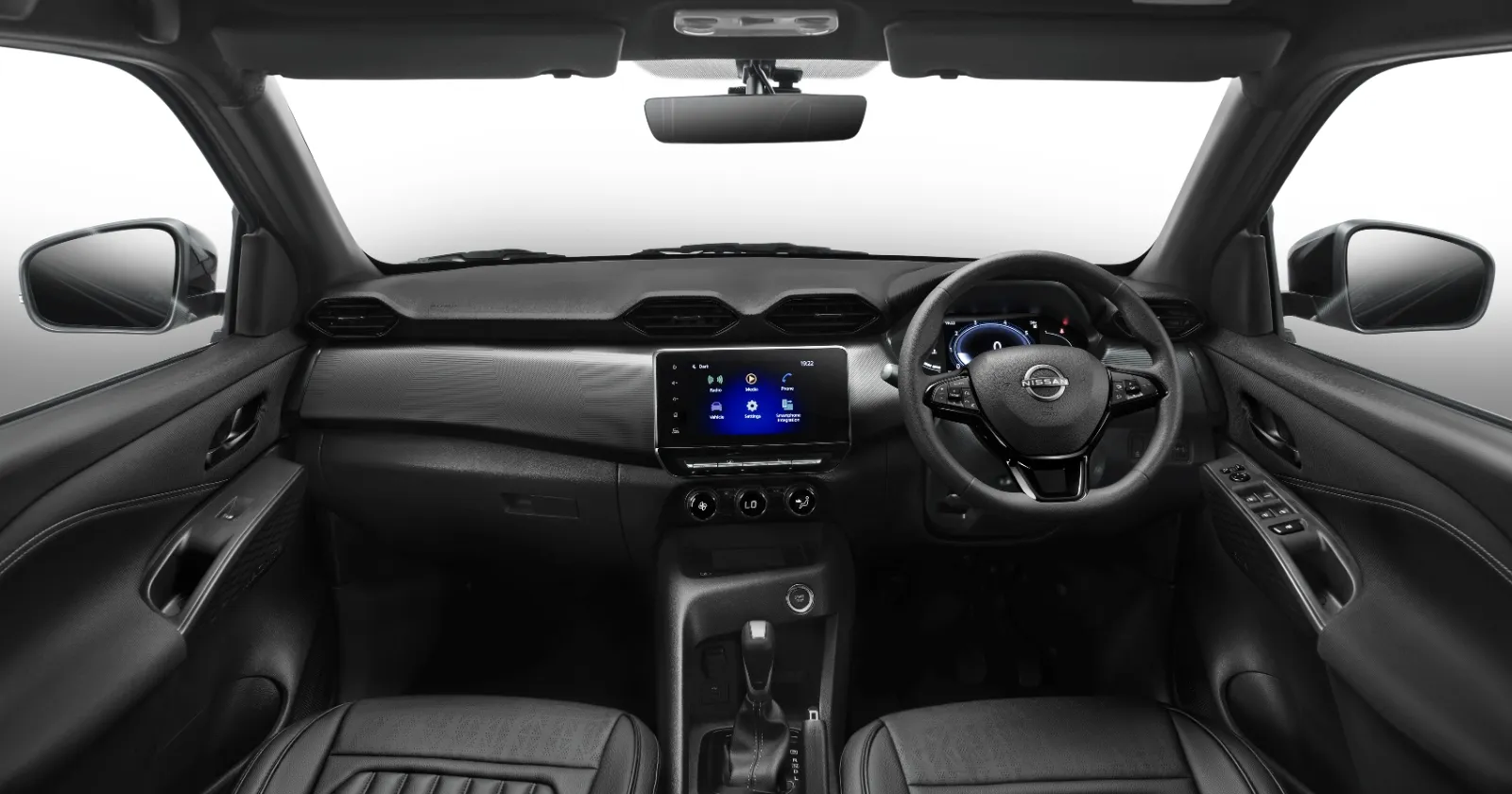 Nissan_Magnite_Kuro_3_ceb6607d20.webp