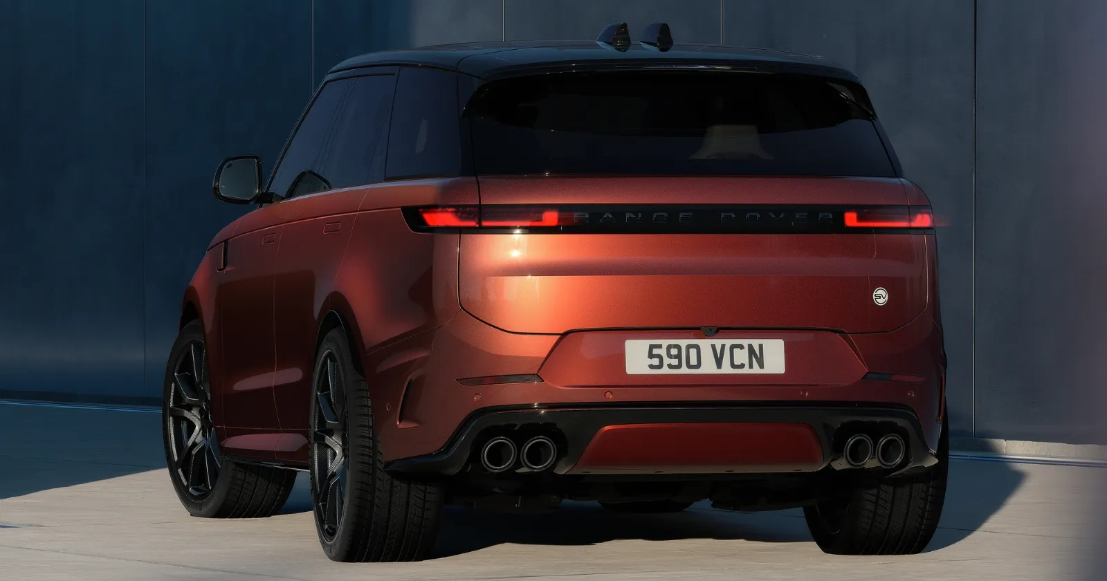 Range_Rover_Sport_SV_Carbon_2_a9390a4059.webp