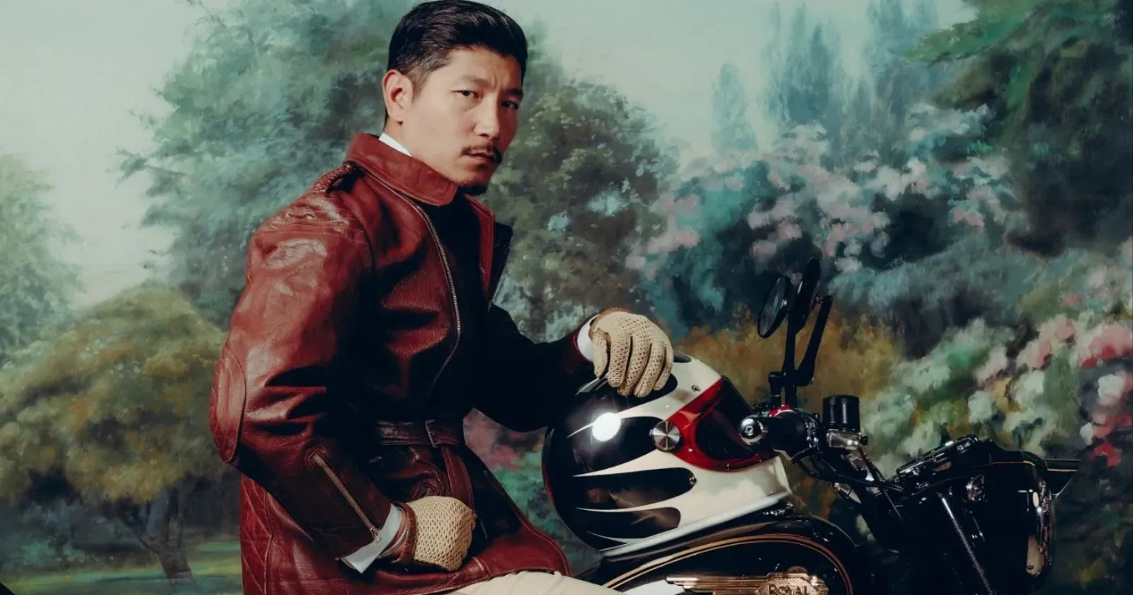 Royal Enfield & Hedon Unveil Exclusive Helmet Collection