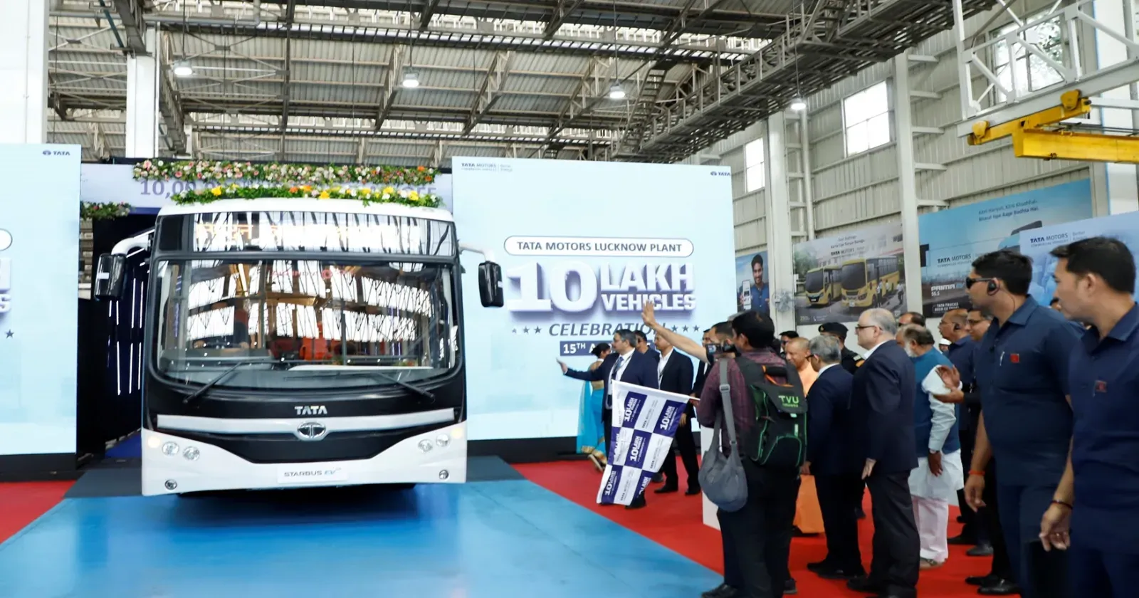 Tata Motors Achieves 10 Lakh CV Milestone at Lucknow Facility