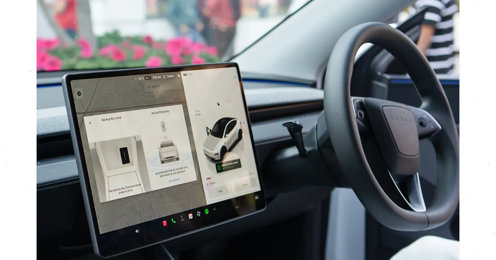 Tesla Model Y (1).webp