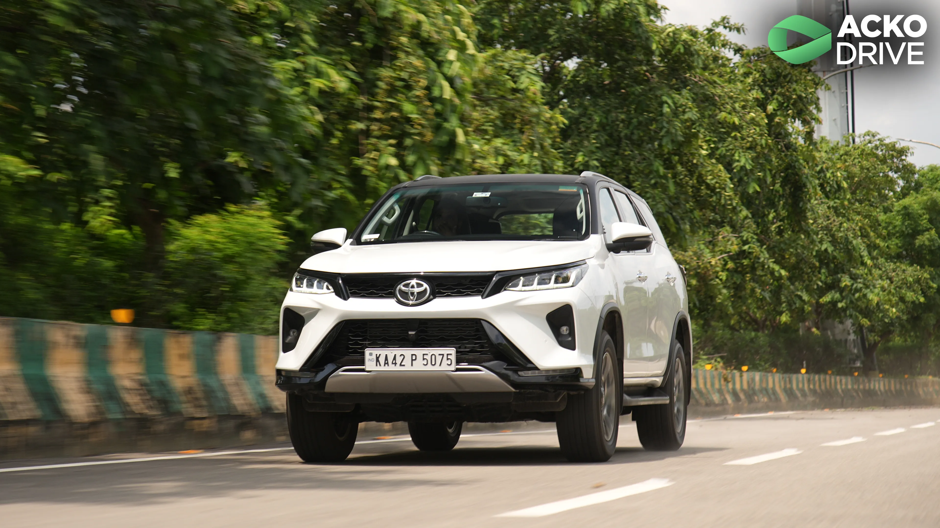 Toyota_Legender_Neo_Drive_4_e7d312115d.webp