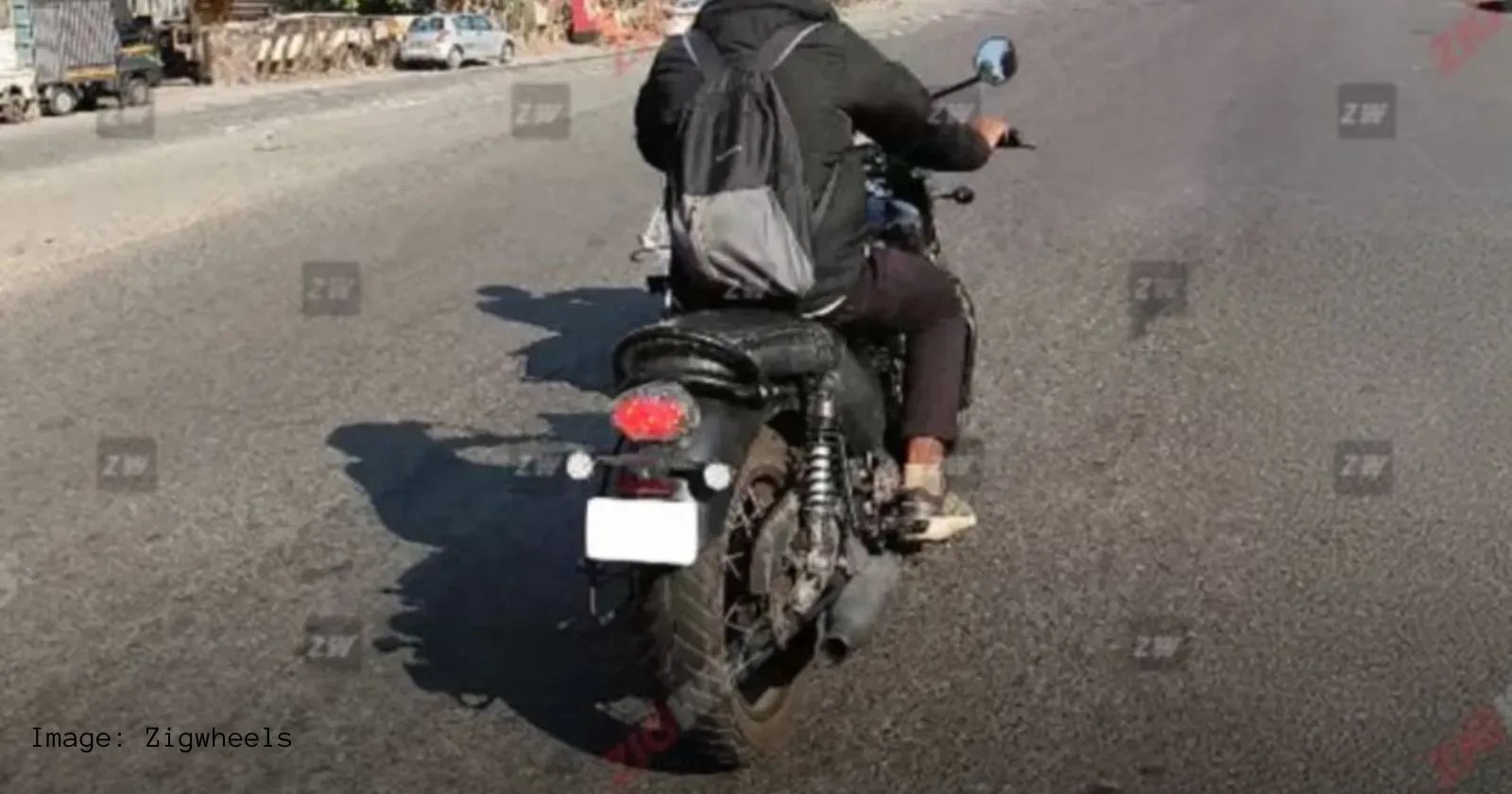 Triumph Bonneville 400 (3).webp