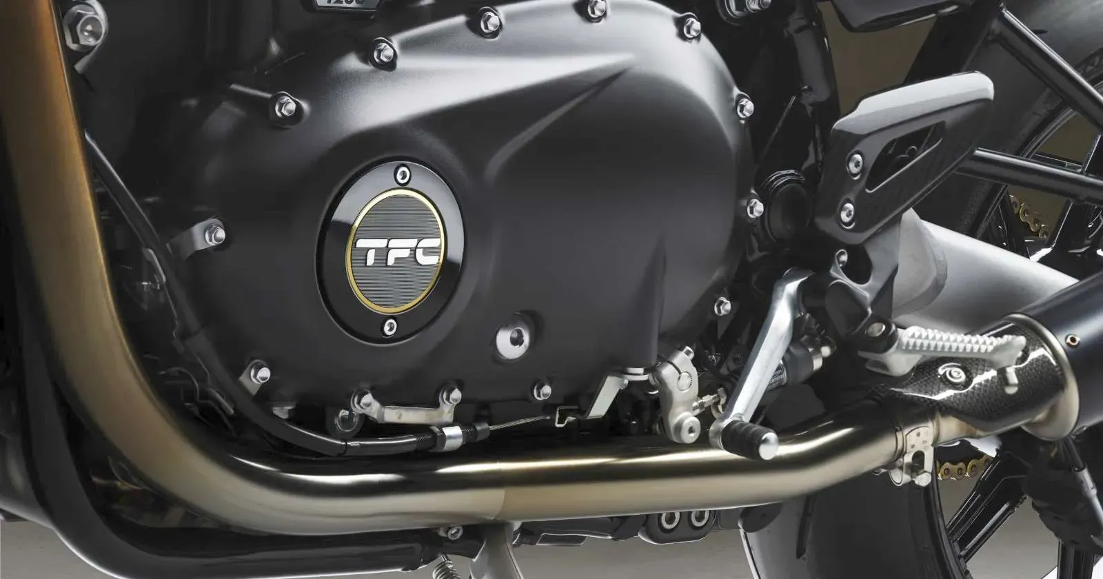 Triumph_Speed_Twin_1200_TFC_Breaks_Cover_TFC.webp