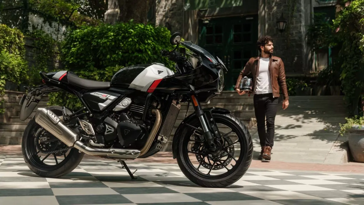 Triumph_Thruxton_400_13_6af77b0a21.webp