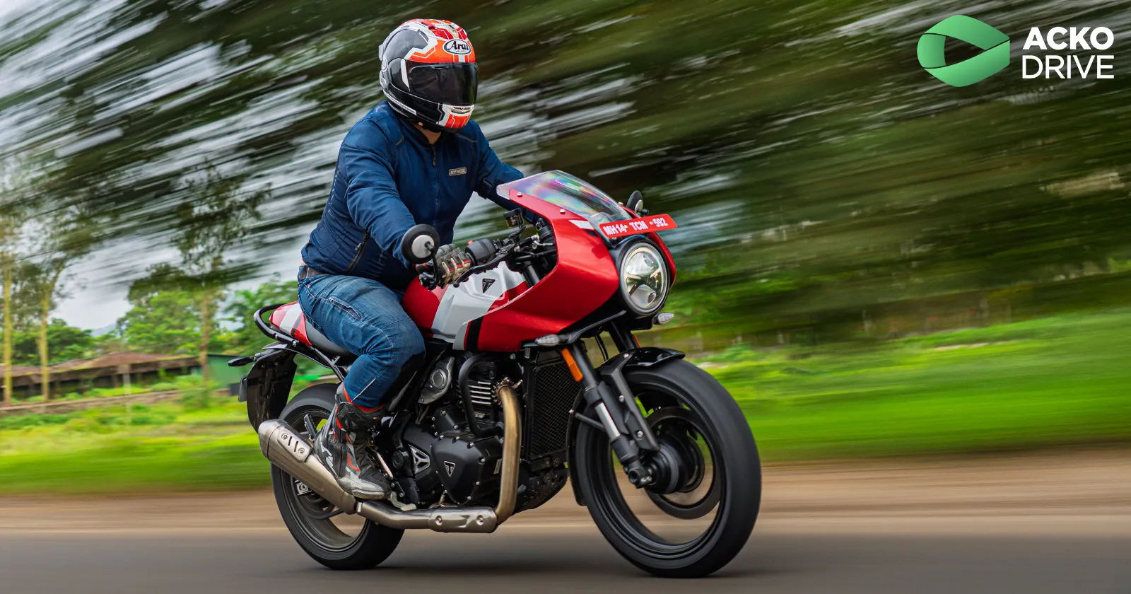 Triumph_Thruxton_400_Action_6_2b7c516475.webp