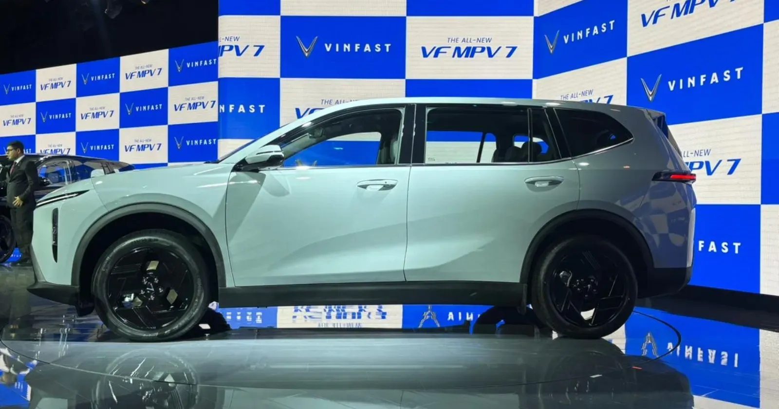 VinFast MPV 7 Launch 3.webp