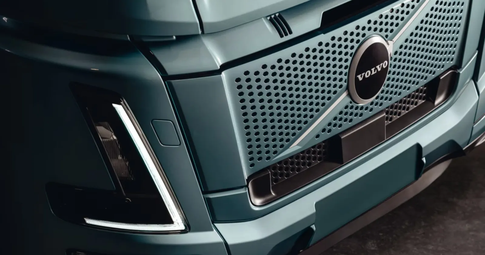 Eicher Motors Bolsters Commercial Vehicle Future with Major Volvo Transmission Deal