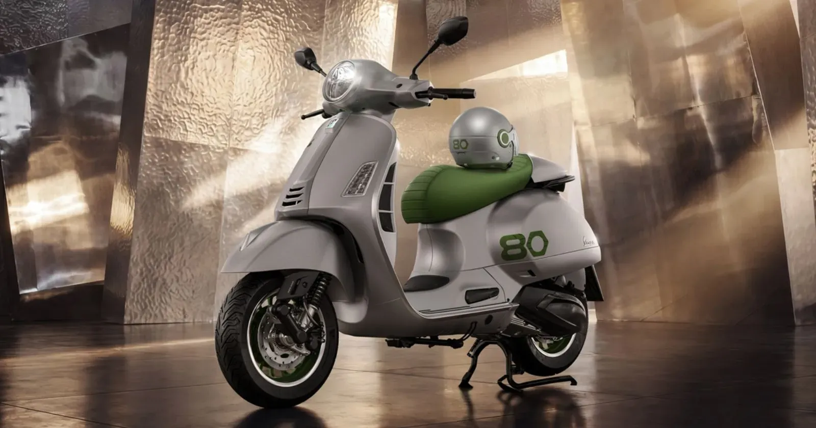 Vespa Edizione Ottantesimo