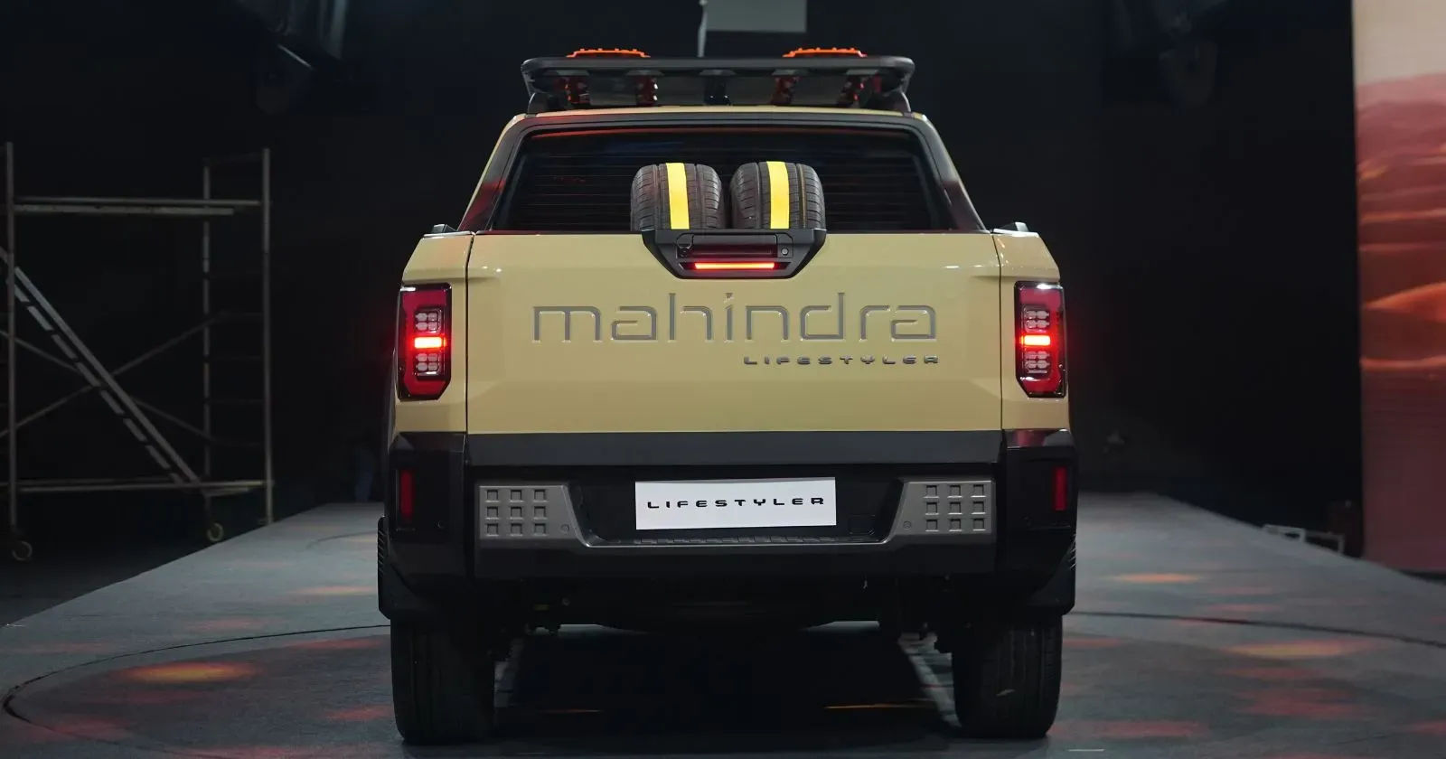 scorpio-lifetyler-rear-2