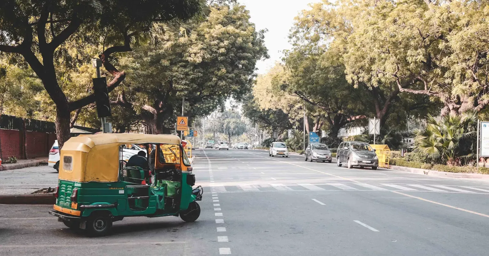 auto delhi Maahid Photosunsplash.webp