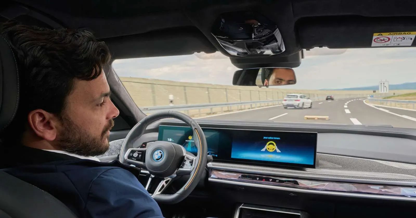 bmw-driver-attention-control.webp