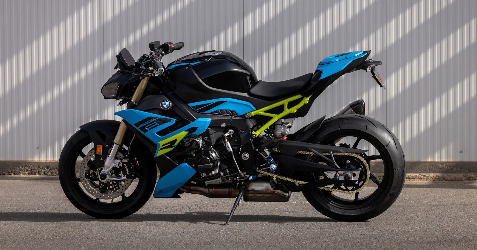 bmw_s_1000_r_1_87397f3f8f.webp