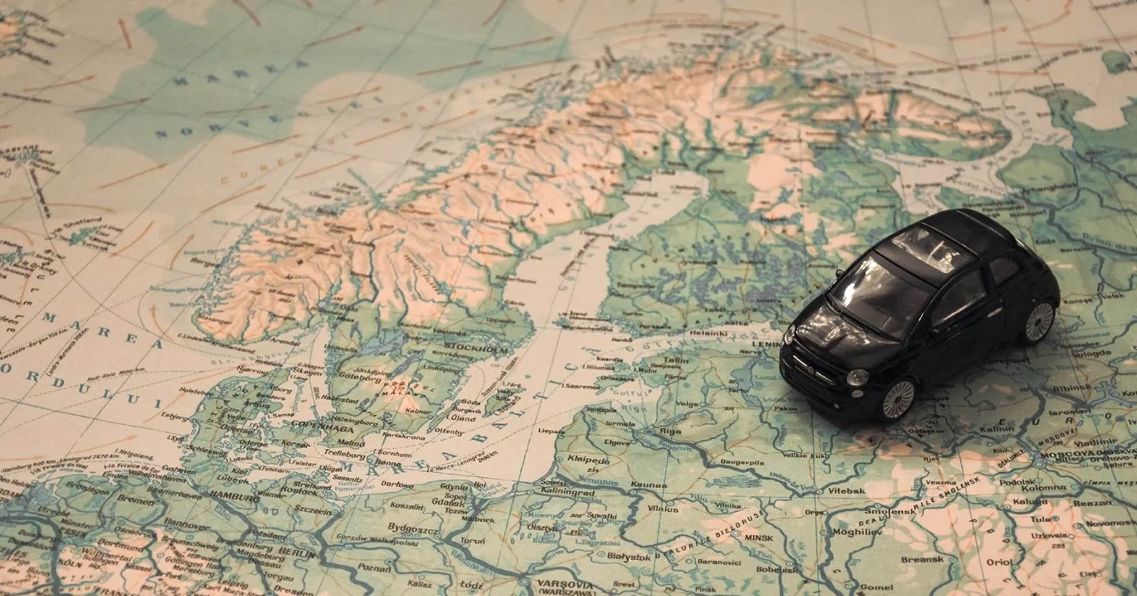 car_norway_europe_pexels_c1f9aa1f0b.webp