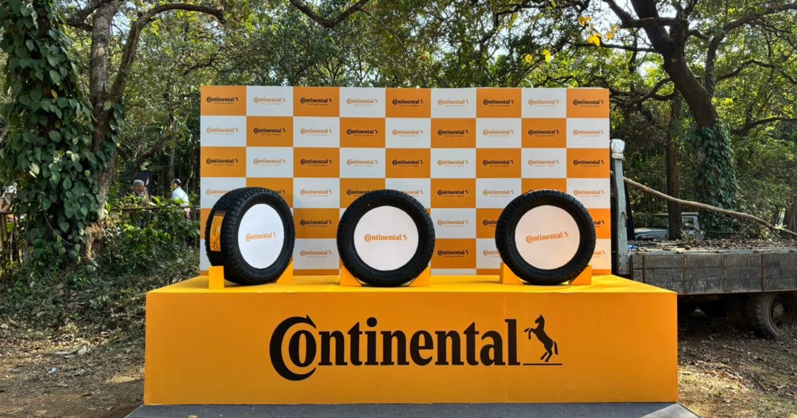 continental_tyres_1_e299e91803.webp