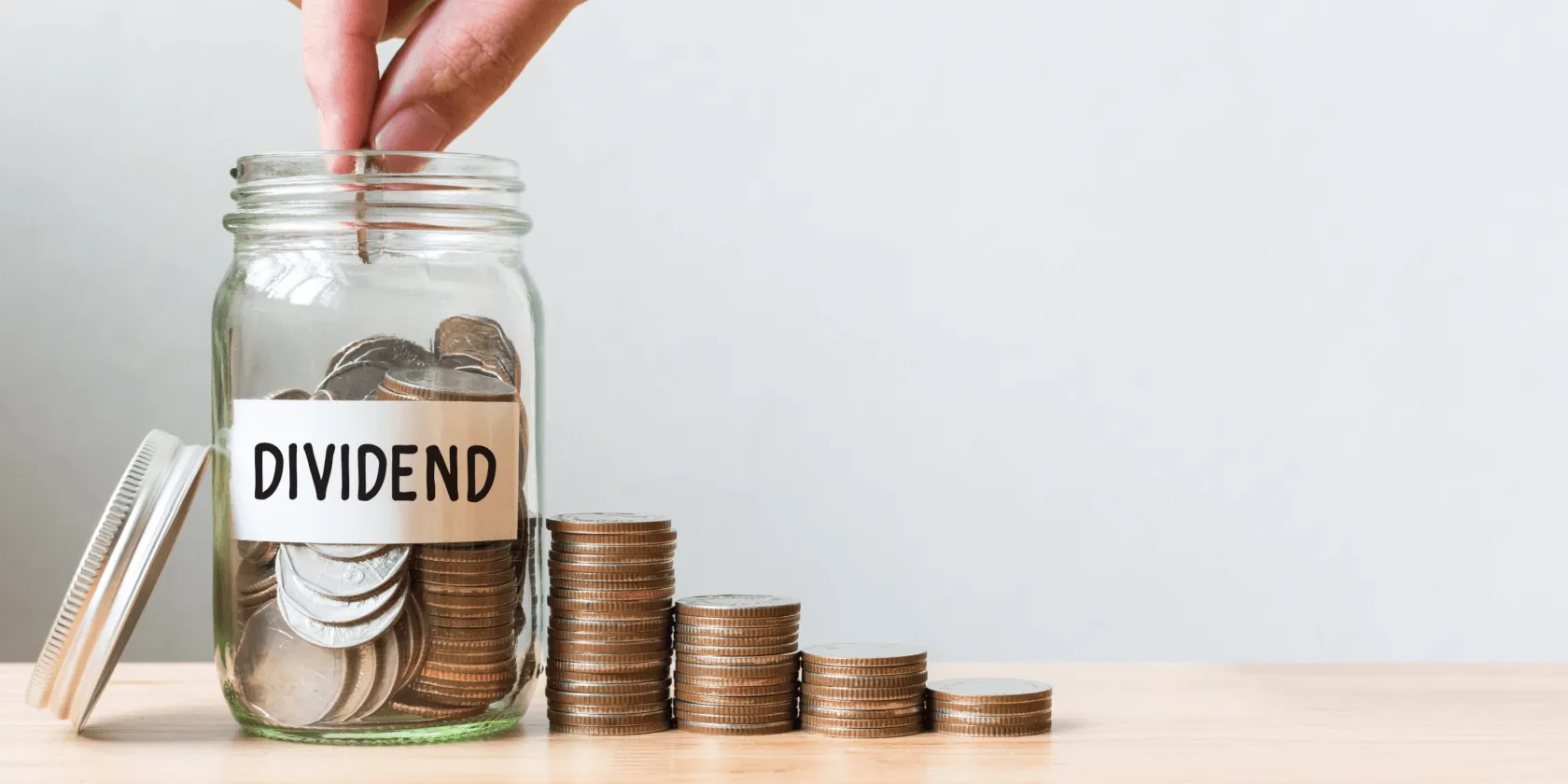 dividend_insurance_1_df5b1d8ade.webp