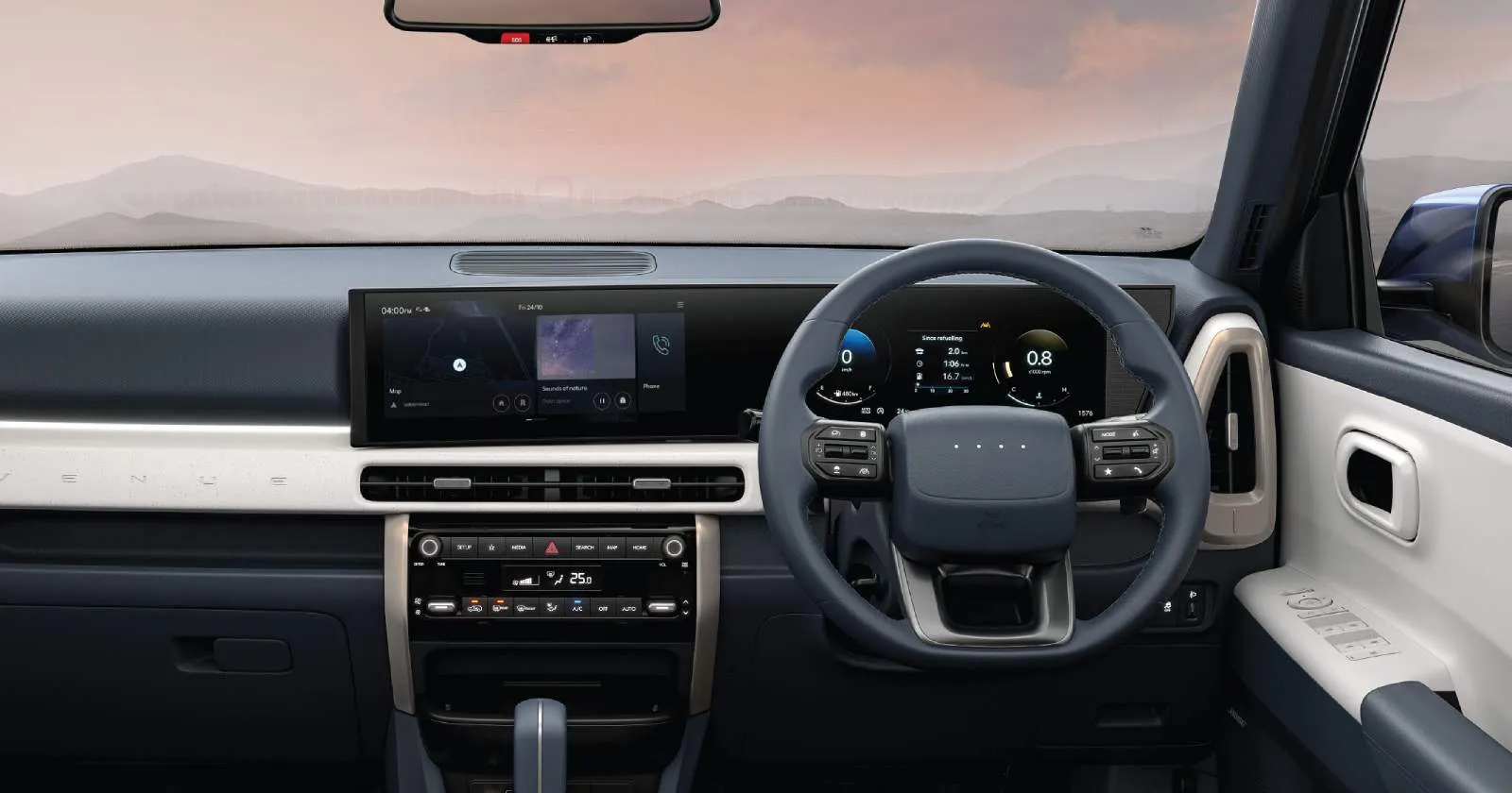 hyundai_venue_2025_dash_d9a53a9750.webp