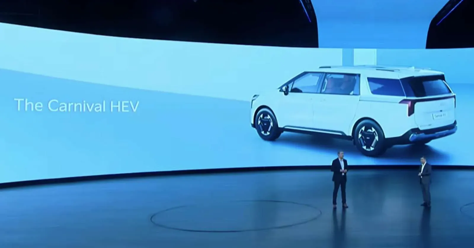 kia-carnival-hev-announced.webp