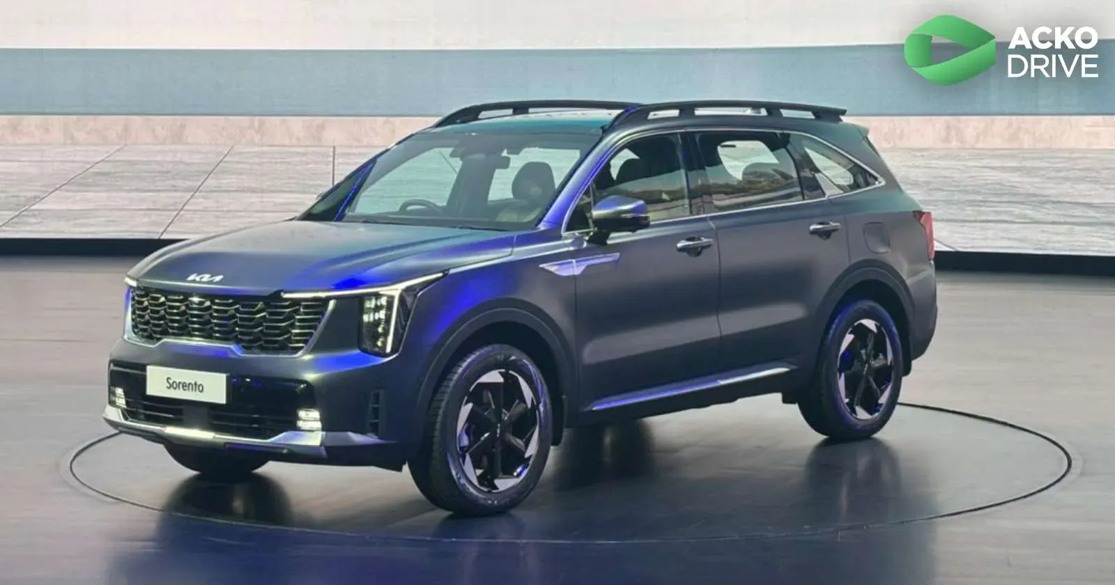 kia-sorento-launch-blue.webp