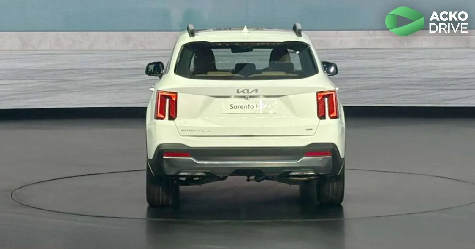 kia-sorento-launch-rear.webp