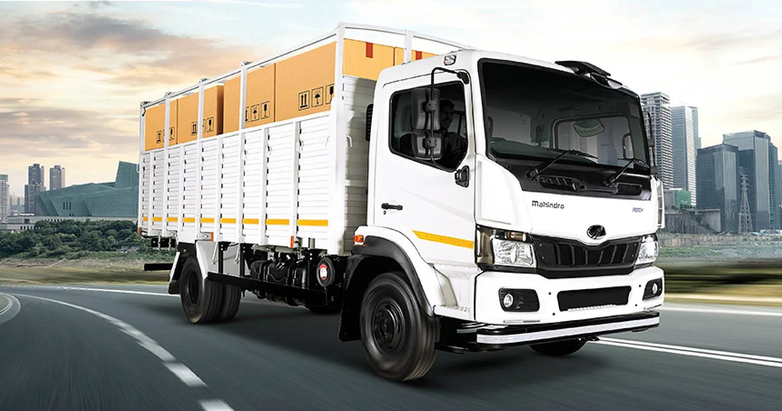 mahindra_truck_4ce13f18d1.webp