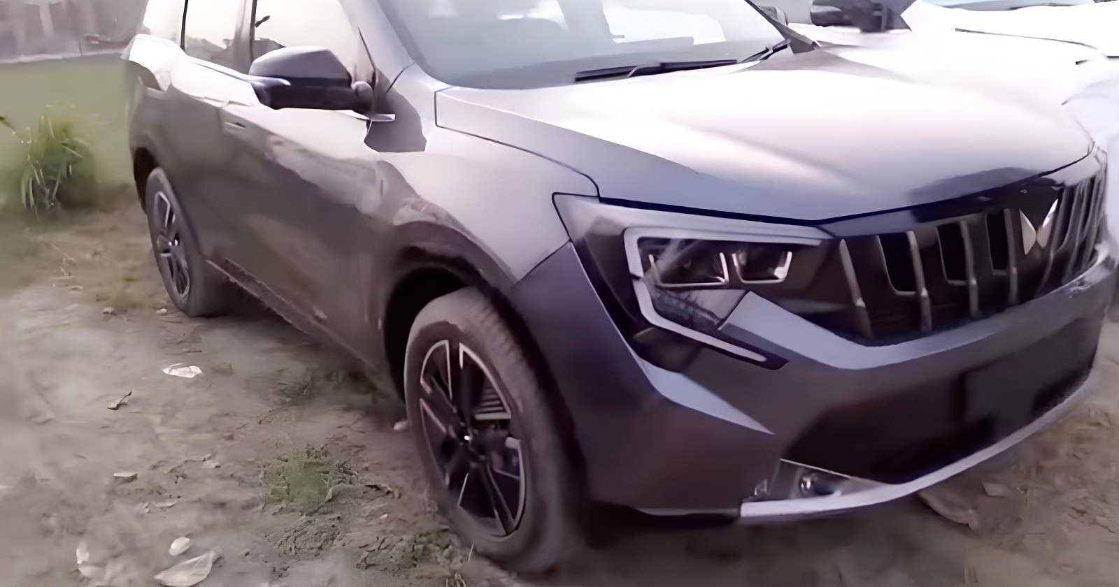 mahindra-xuv-7xo-leak-angle.jpg