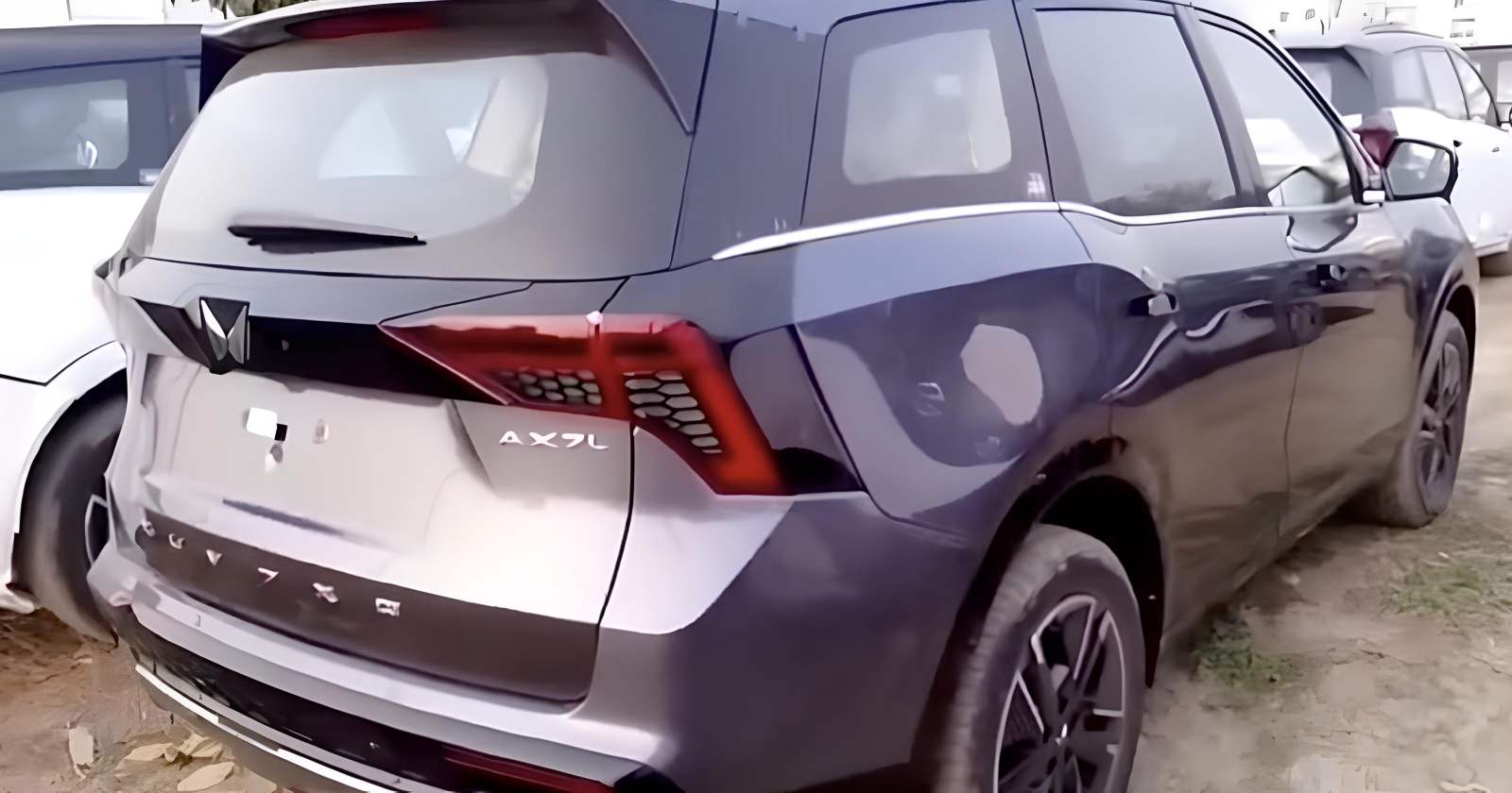 mahindra-xuv-7xo-leak-rearangle.jpg