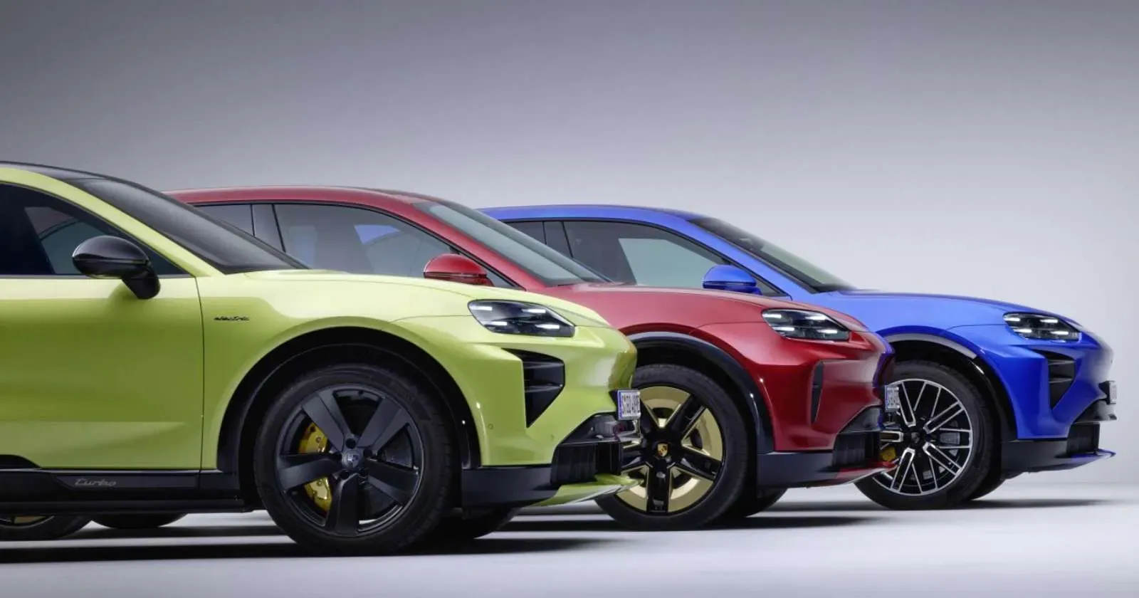 porsche-cayenne-electric-paint-to-sample.webp