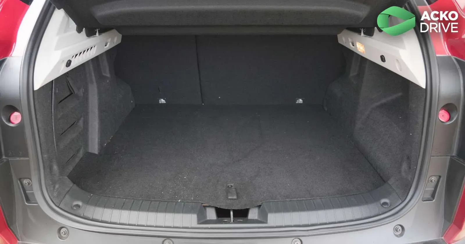 renault-duster-hybrid-boot.webp
