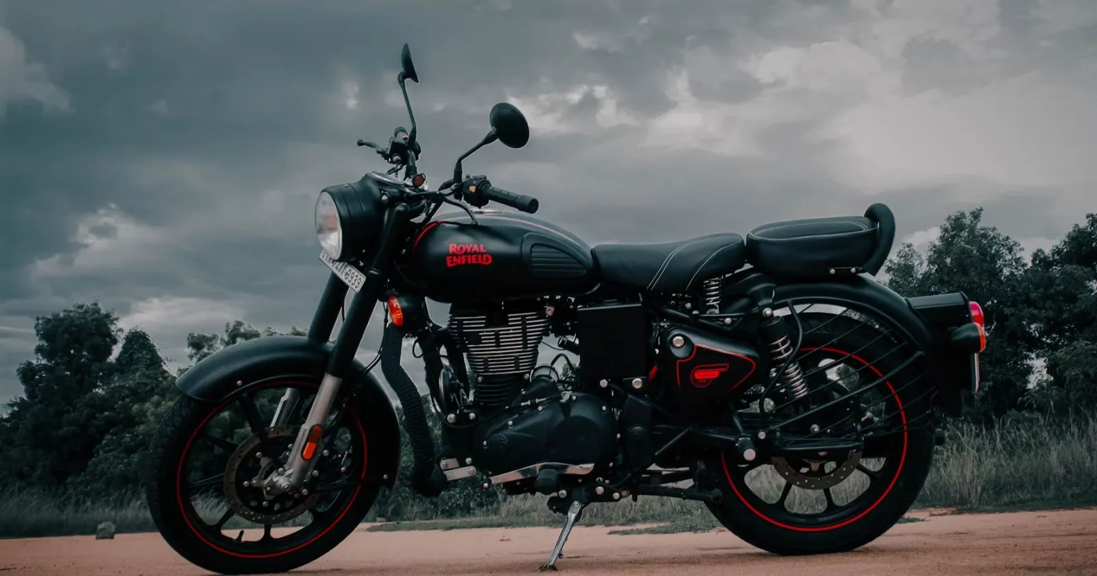 royal_enfield_e5b49e8664.webp