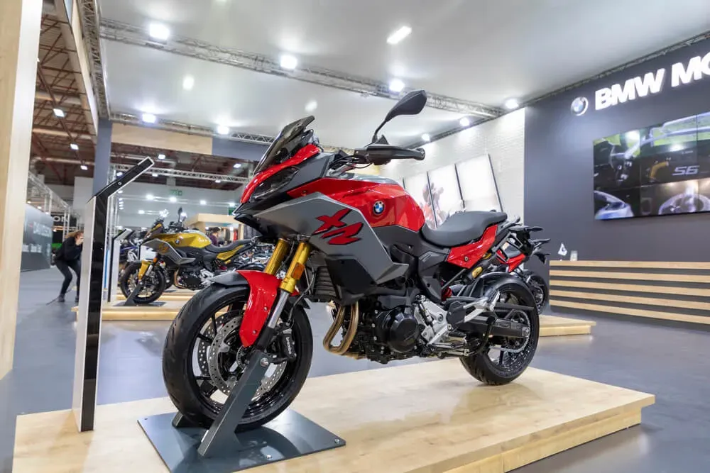 BMW F 900 XR image
